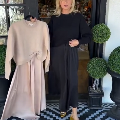 Naisten tyylikäs 2-osainen asu: Kierretopsi ja maxi-mekko